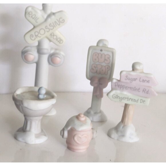 Vintage Precious Moments Lot of 5 Signs & Accessories (details in description) - Picture 4 of 13